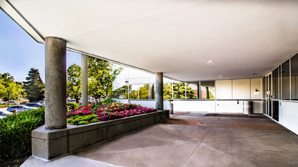 Panorama Point Centennial CO office building patio